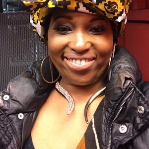 Meet your Posher, Paula